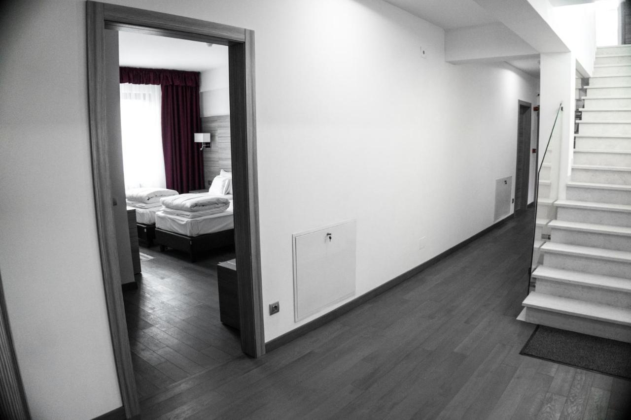 Pensiunea Negoiu Porumbacu de Sus Buitenkant foto